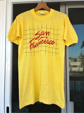 Vintage 1980s San Francisco Tourist Graphic Yellow T Shirt Size M-L